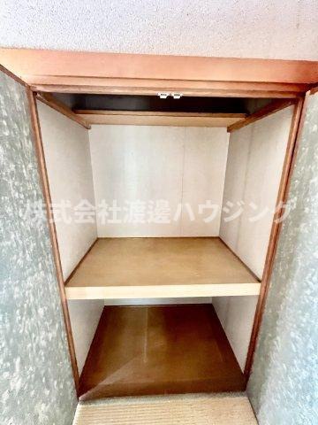 三日月貸家の収納