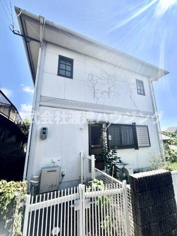 三日月貸家の外観