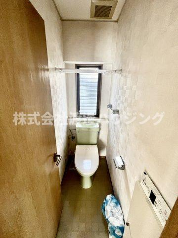 三日月貸家のトイレ