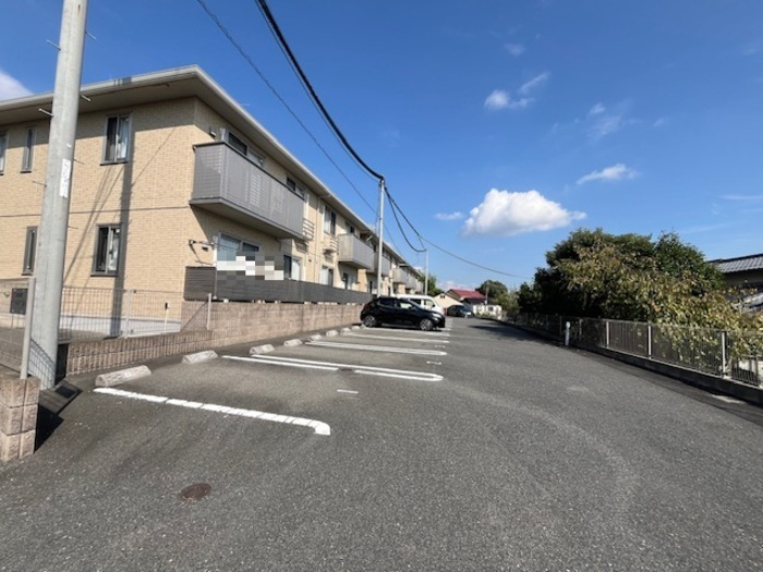 フ・ミール 5号館の駐車場|駐車場