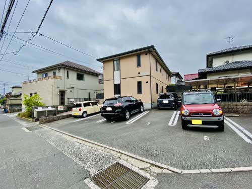アークコートの駐車場