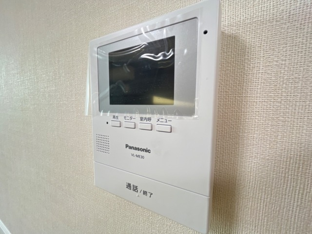レジデンス廿日市のセキュリティ|カメラ付インターホン