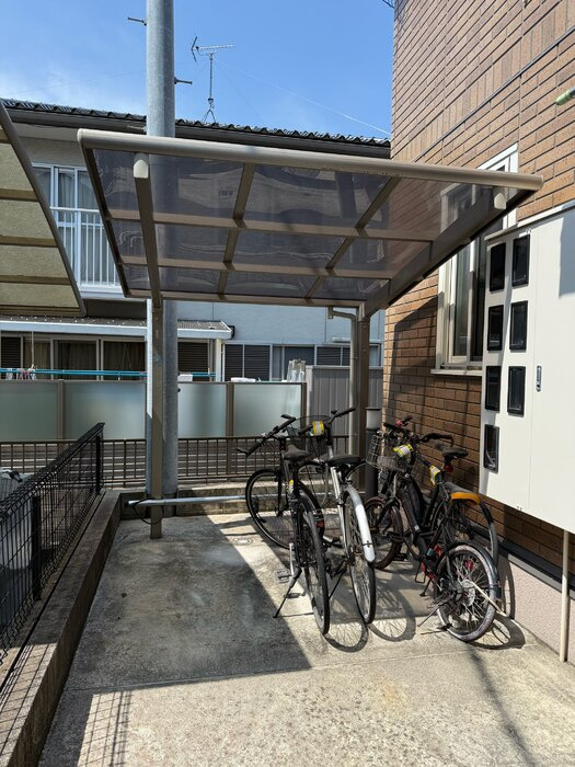 コスモ五日市のその他共用部分|駐輪場