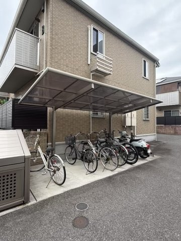 サンハイツ B棟のその他共用部分|駐輪場