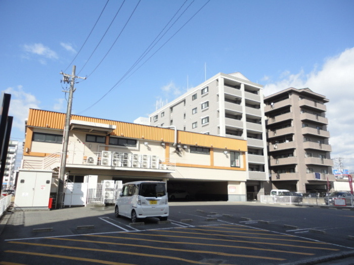 ドルフ南観音の外観|かっぱ寿司広島南観音店：350ｍ