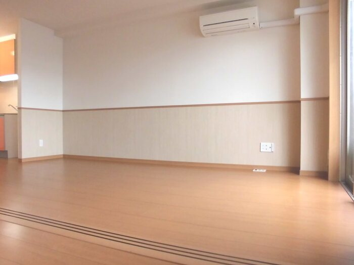 ＲＯＯＭ ＢＯＷＷＯＷの居間・リビング|LDK