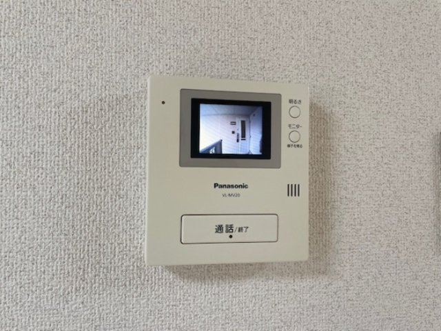 フォルム利松 B棟のセキュリティ|モニタ付インターホン