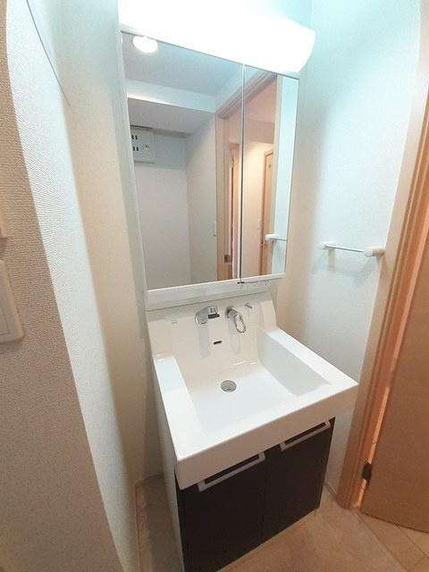 ティアラ　庚午中の洗面所|洗面所