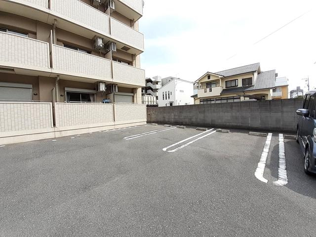 アルド－ル　庚午の駐車場|駐車場