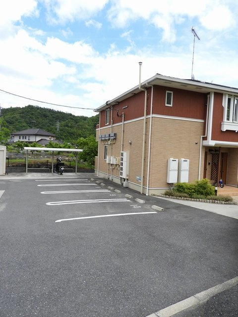 ラピスラズリⅢの駐車場|駐車場