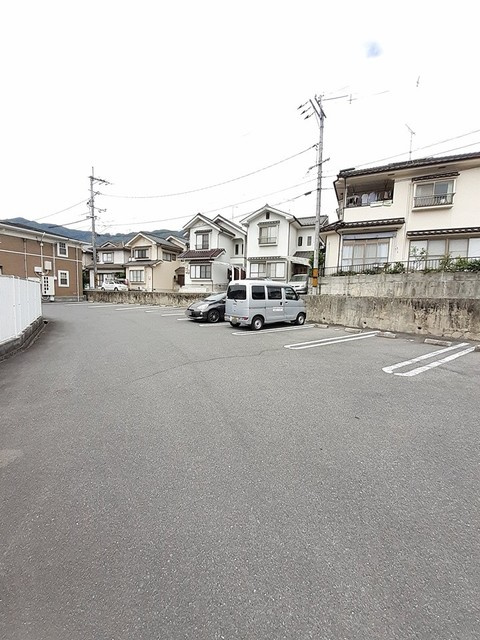 グラース　プラシードの駐車場|駐車場