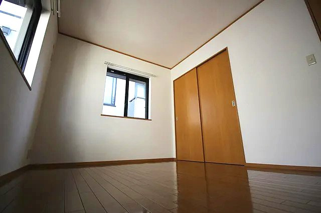 クレセント夙川の居間・リビング