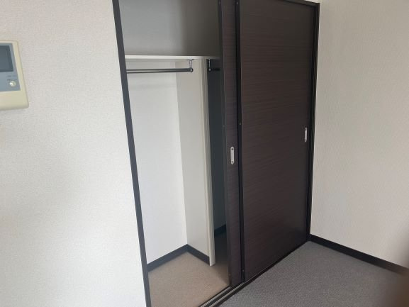 レオネクスト苅藻の内装