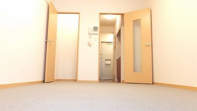 レオパレス真野の寝室