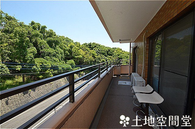 ライオンズマンション青山のバルコニー|令和8年７月１０日撮影
