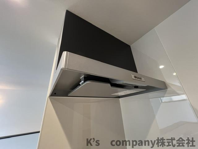 ◎茅ヶ崎市西久保　新築戸建　A棟のキッチン|レンジフード♪