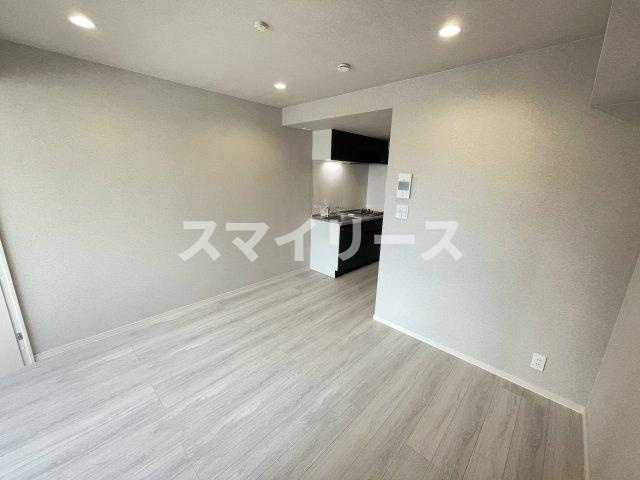 Iden OAK(アイデン オーク)の居間・リビング