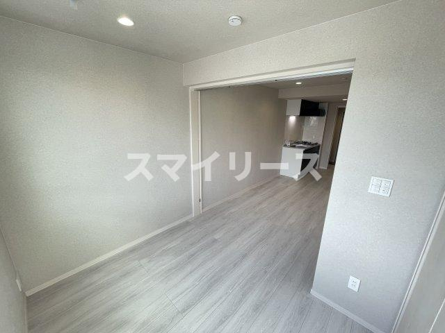 Iden OAK(アイデン オーク)の居間・リビング