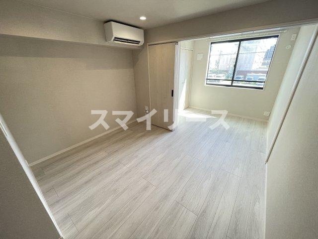 Iden OAK(アイデン オーク)の居間・リビング