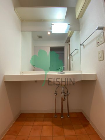 アイビースクエアの洗面所|シンプルで使いやすい洗面台です！