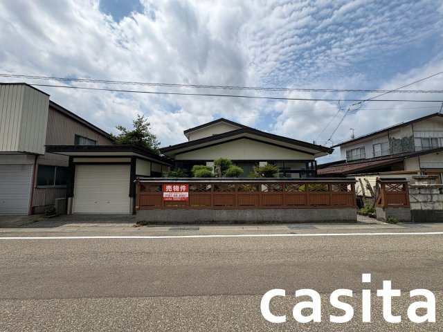 【建築条件なし】大仙市大曲住吉町 解体更地渡しの125.45坪(公簿)閑静な住宅街の100坪超物件の画像