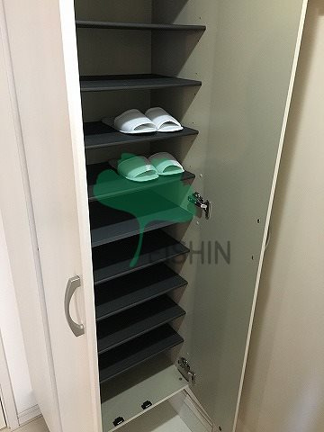 パラディーゾ空港前の玄関|下駄箱もしっかりついてます！
