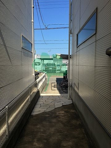 パラディーゾ空港前