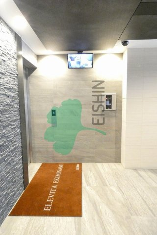 エルヴィータ駅南のエントランス