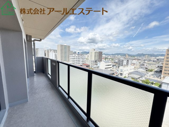 ロワイヤル北条口　　JR「姫路駅」徒歩14分のバルコニー