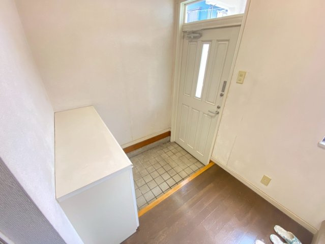 中古戸建の玄関