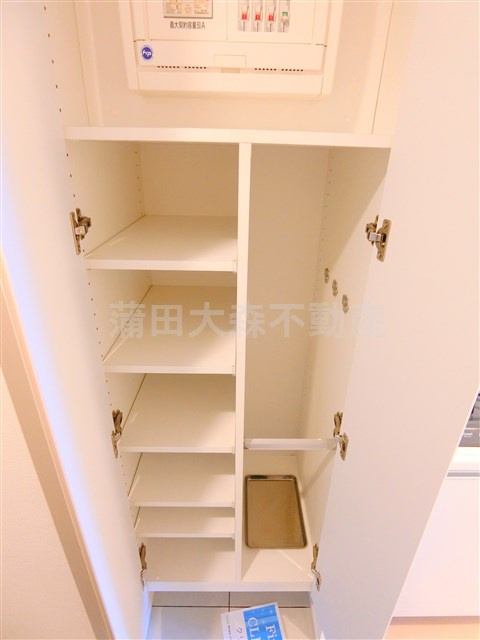 大森ウエストの収納|玄関収納①