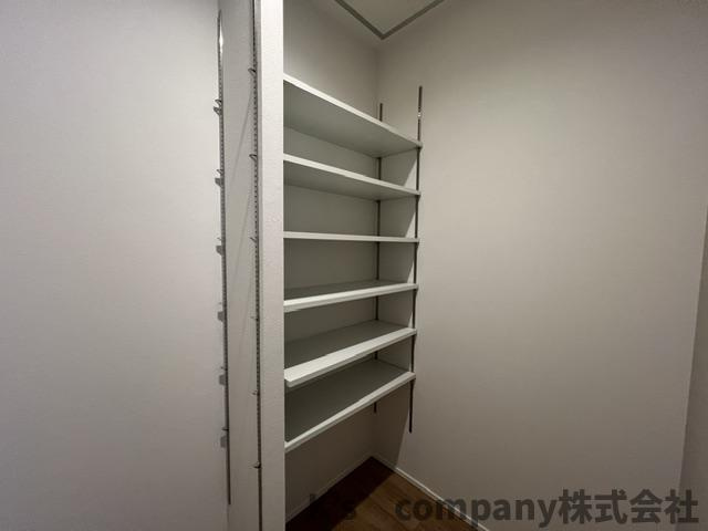 ◎茅ヶ崎市西久保　新築戸建　B棟の収納|大容量ある収納付き◇◇キッチンパントリー付き◇◇