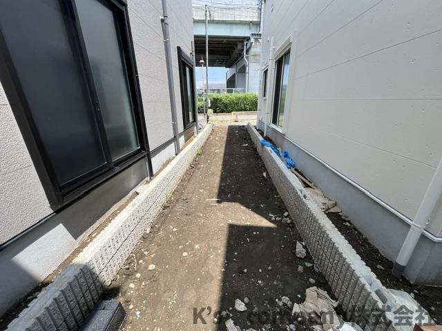 ◎茅ヶ崎市西久保　新築戸建　B棟の駐車場|カースペース◇◇