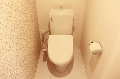 【トイレ】 | レーヴ | 別のお部屋の写真です。