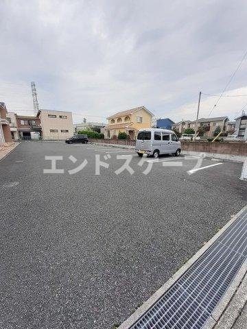 ナッツベリーハウス　Ａの駐車場|高崎、前橋のお部屋探しはエンドスケープまで！お客様の理想お聞かせ下さい♪