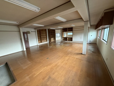 【居間・リビング】 | （仮称）園部町木崎町薮中貸事務所