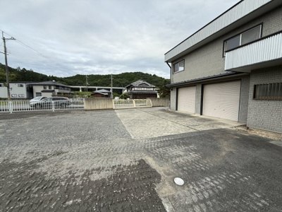 【駐車場】 | （仮称）園部町木崎町薮中貸事務所