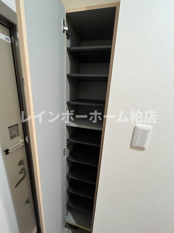 オートロック☆宅配ボックス☆2人入居相談可☆の玄関|シンプルで使いやすい玄関です