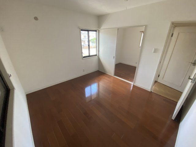 北平野貸家の子供部屋