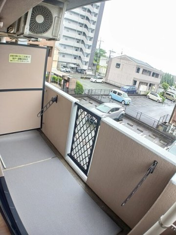 菊池郡菊陽町大字津久礼の賃貸マンションのバルコニー