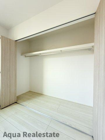 オール電化デザイナーズハウス丸亀市前塩屋町②の収納|いつでもお部屋をスッキリお使いいただける収納スペースを設置。　※同仕様の施工事例です