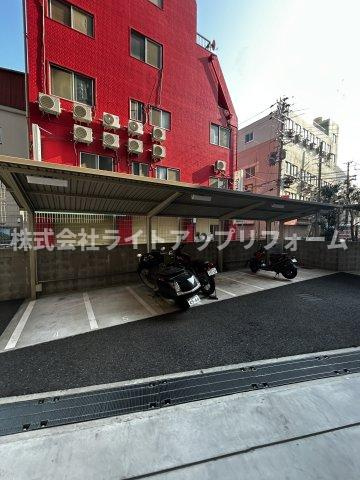 エステムコート神戸ハーバーランド前Ⅴアクアの駐車場