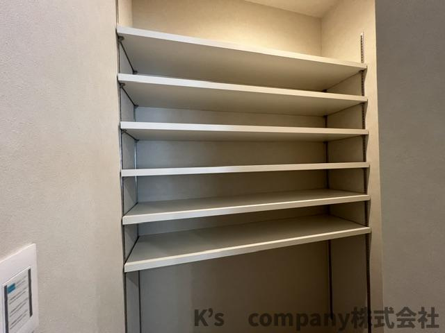 ◎茅ヶ崎市西久保　新築戸建　C棟の収納|キッチンの収納付き◇大容量あるパントリー付き◇◇