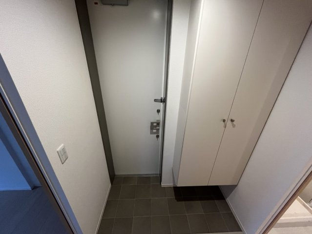 LOOP RECIDENCEの玄関