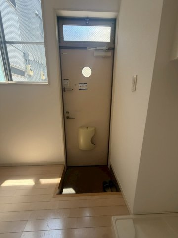 【玄関】