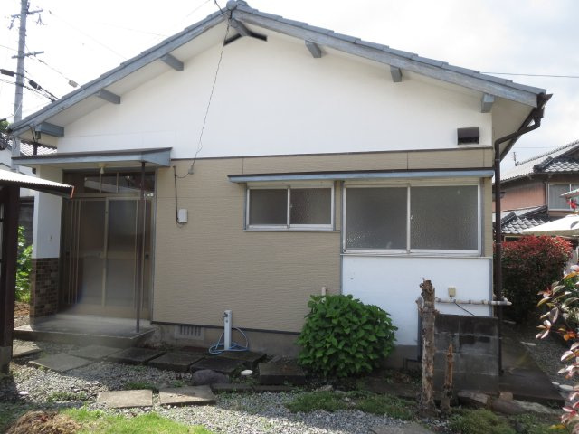 御井町貸家の外観