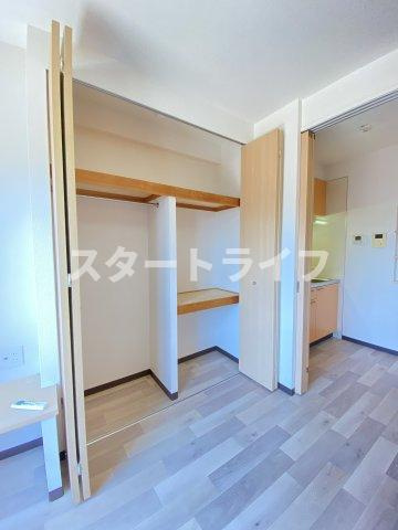 大阪市淀川区東三国１丁目の賃貸マンションの収納