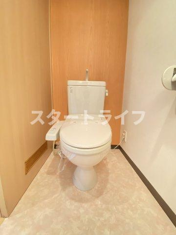 大阪市淀川区東三国１丁目の賃貸マンションのトイレ
