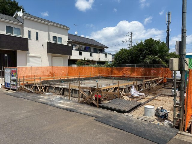 戸建 小平市小川町１丁目の前面道路含む現地写真