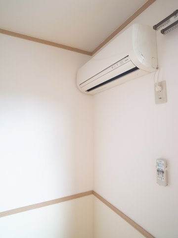 【設備】 | エクセル8 | 暑い夏も、寒い冬もあなたが居れば平気なの♪　※イメージ画像